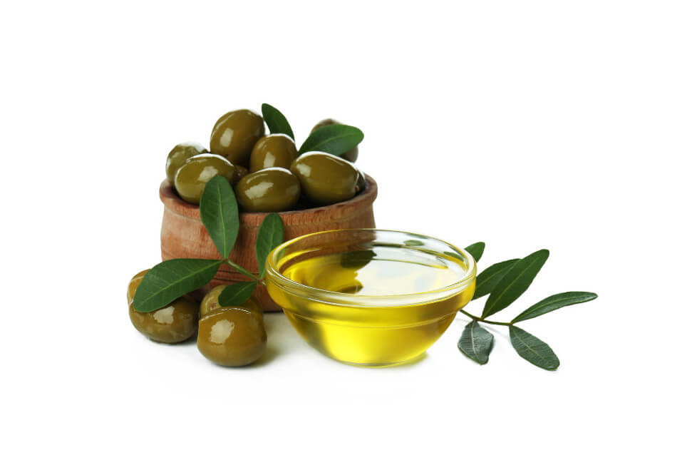 Olejowanie włosów oliwą z oliwek