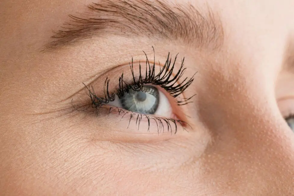 Karboksyterapia pod oczy – jak działa?