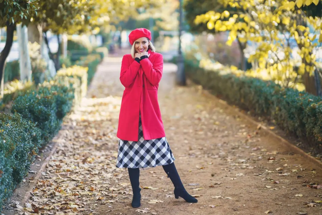 47456148 fashionable woman in autumn park jpg