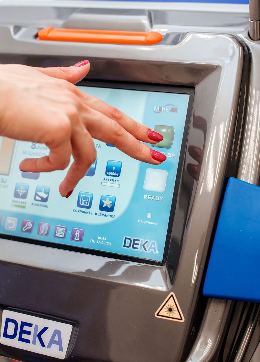 Depilacja laserowa a typ skóry i włosów