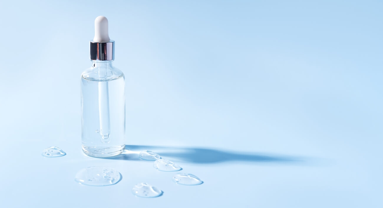 Kwas azelainowy i niacynamid – czym są, czy można je łączyć, jak stosować?